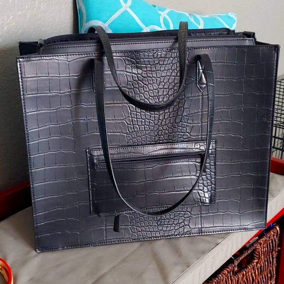 **SOLD**The Work Tote LG - Picture 1 of 4